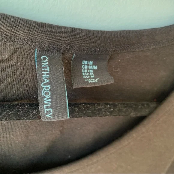 ❗️Sold❗️ Cynthia Rowley Black Scoop Neck Short Sleeve Tee • Medium - Picture 4 of 5